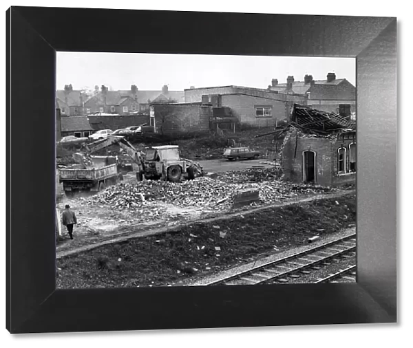 Demolition of Abbey Street Station, Nuneaton. 18th March 1976