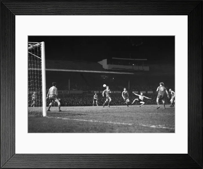 Framed Print : FA Cup Quarter-final replay held at the Molineux Stadium Framed Print : FA Cup Quarter-final replay held at the Molineux Stadium