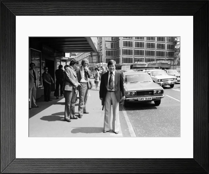 Framed Print : Mike Yarwood will headline a West End show for the first time when he stars for a season Framed Print : Mike Yarwood will headline a West End show for the first time when he stars for a season
