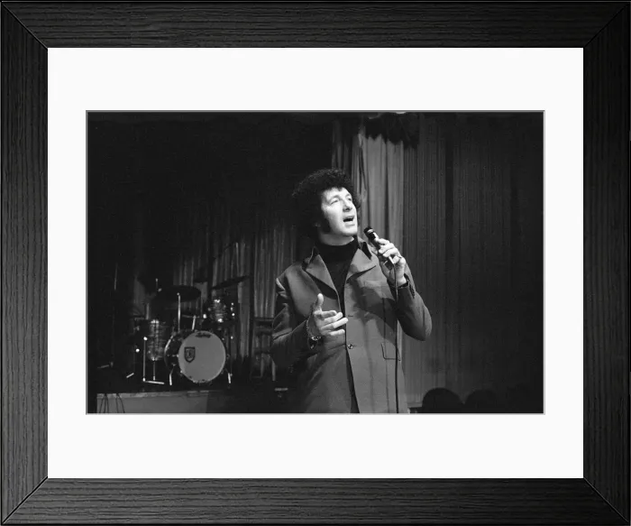 Framed Print : A singer who looks like Tom Jones. 1971 Framed Print : A singer who looks like Tom Jones. 1971