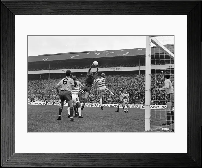 Framed Print : Partick Thistle 4-1 Celtic, Scottish League Cup Final, Hampden Park Framed Print : Partick Thistle 4-1 Celtic, Scottish League Cup Final, Hampden Park