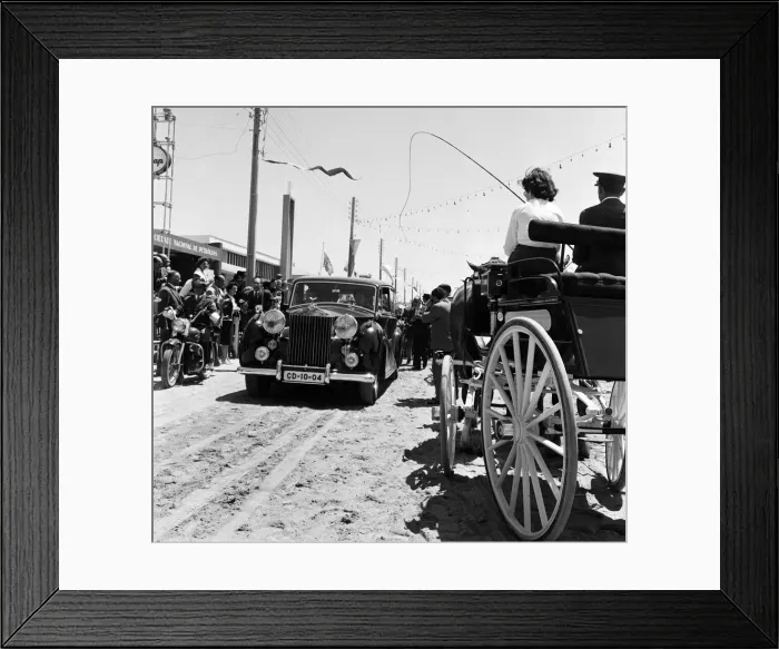 Framed Print : Princess Margaret visits Portugal. The Princess is escorted by Campino to house of Senor Framed Print : Princess Margaret visits Portugal. The Princess is escorted by Campino to house of Senor