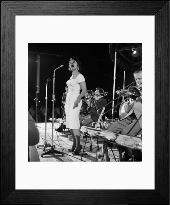 Framed Print : Beaulieu Jazz Festival. Pictured, singer Cleo Laine. August 1959 Framed Print : Beaulieu Jazz Festival. Pictured, singer Cleo Laine. August 1959