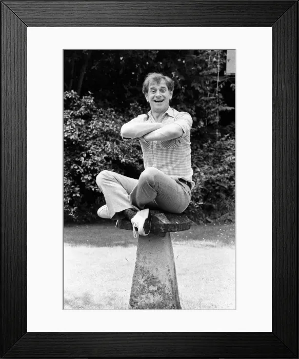 Framed Print : TV presenter Johnny Ball. 6th August 1987 Framed Print : TV presenter Johnny Ball. 6th August 1987