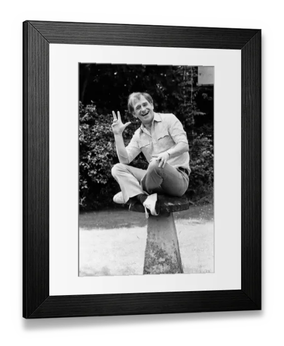 Framed Print : TV presenter Johnny Ball. 6th August 1987 Framed Print : TV presenter Johnny Ball. 6th August 1987