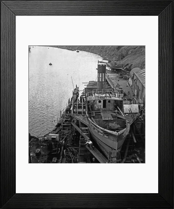 Framed Print : The North East paddle tug Eppleton Hall, seen here under restoration at Harrison Framed Print : The North East paddle tug Eppleton Hall, seen here under restoration at Harrison