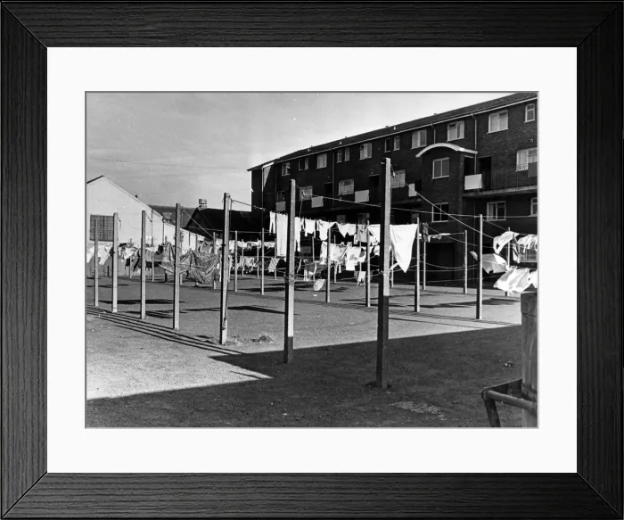 Framed Print : A communal backyard in Hodges Square, Butetown, an idea some housewives heartily detest Framed Print : A communal backyard in Hodges Square, Butetown, an idea some housewives heartily detest