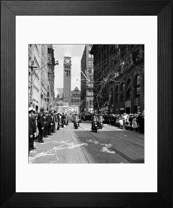Framed Print : Queen Elizabeth II and Prince Philip, Duke of Edinburgh Royal Tour of Canada Framed Print : Queen Elizabeth II and Prince Philip, Duke of Edinburgh Royal Tour of Canada