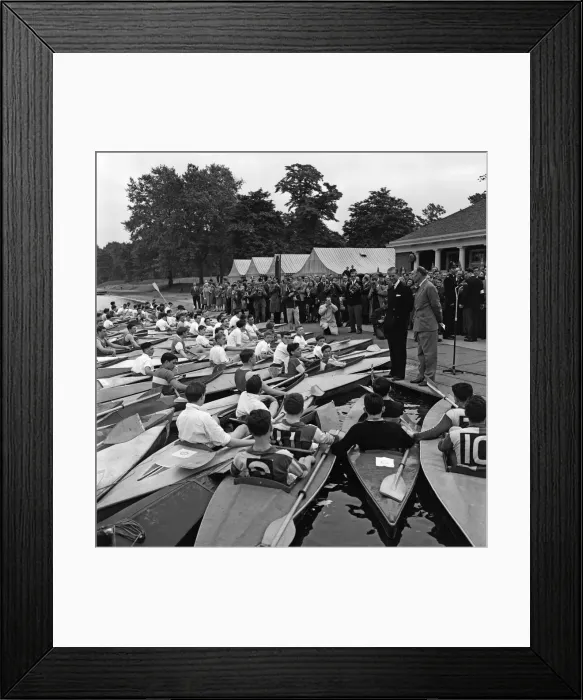 Framed Print : The Duke of Edinburgh reviews the canoes of the Boys Clubs of London at The Serpentine