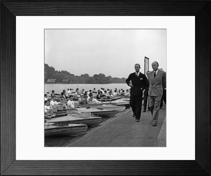 Framed Print : The Duke of Edinburgh reviews the canoes of the Boys Clubs of London at The Serpentine Framed Print : The Duke of Edinburgh reviews the canoes of the Boys Clubs of London at The Serpentine