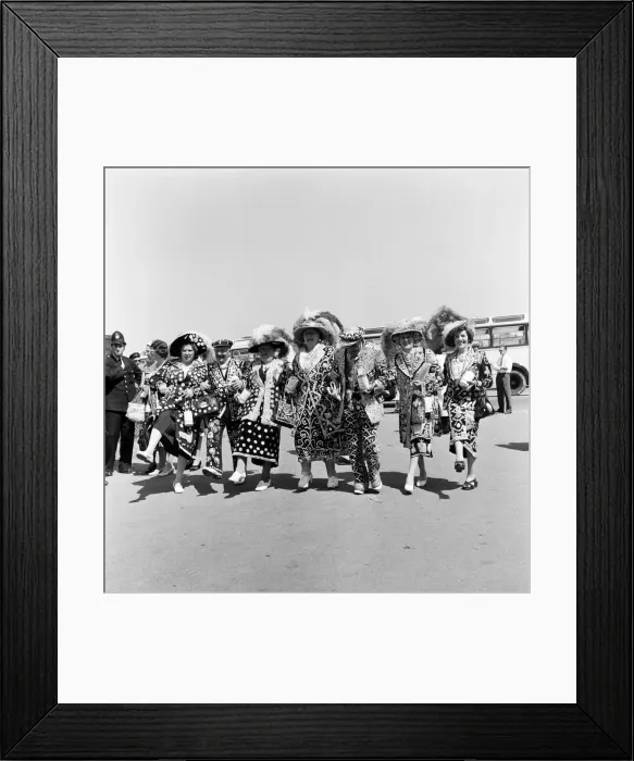 Framed Print : Derby Day at Epsom. Pictured, the pearly Kings and Queens dancing. 3rd June 1959 Framed Print : Derby Day at Epsom. Pictured, the pearly Kings and Queens dancing. 3rd June 1959