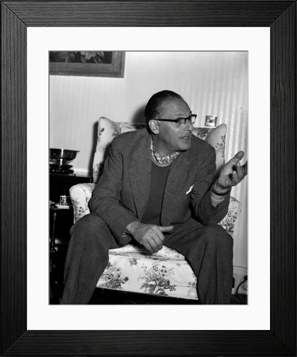 Framed Print : World War Two Special Operations Executive officer Peter Churchill. 30th November 1958 Framed Print : World War Two Special Operations Executive officer Peter Churchill. 30th November 1958