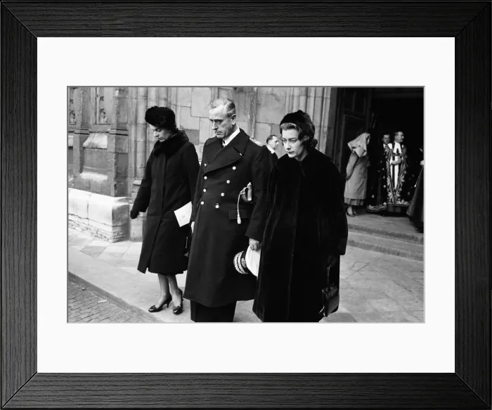Framed Print : Memorial Service for Edwina Mountbatten, Countess Mountbatten of Burma at Westminster