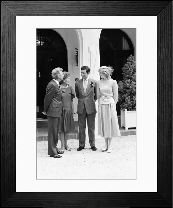 Framed Print : Charles, Prince of Wales and Diana, Princess of Wales visit Australia Framed Print : Charles, Prince of Wales and Diana, Princess of Wales visit Australia