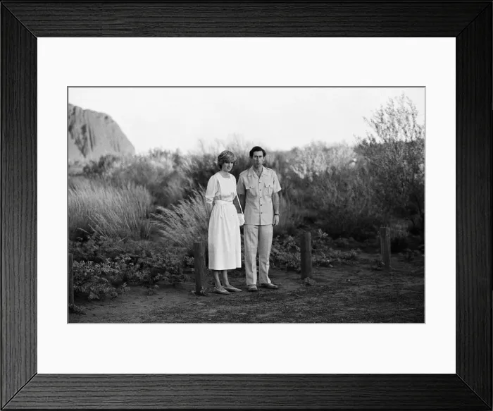 Framed Print : Diana, Princess of Wales and Charles, Prince of Wales visit Ayers Rock, Australia