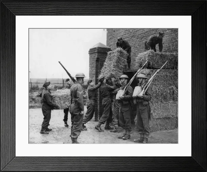 Framed Print : The Royal East Kent Regiment serving with the BEF in France Framed Print : The Royal East Kent Regiment serving with the BEF in France