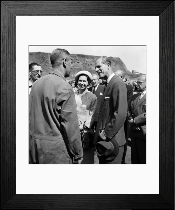 Framed Print : Queen Elizabeth II and The Duke of Edinburgh during their visit to Canada Framed Print : Queen Elizabeth II and The Duke of Edinburgh during their visit to Canada