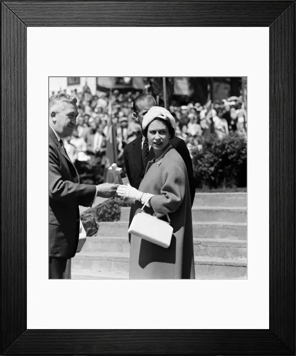 Framed Print : Queen Elizabeth II and The Duke of Edinburgh during her visit to Canada Framed Print : Queen Elizabeth II and The Duke of Edinburgh during her visit to Canada