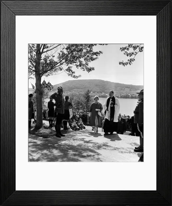 Framed Print : Queen Elizabeth II and The Duke of Edinburgh during her visit to Canada Framed Print : Queen Elizabeth II and The Duke of Edinburgh during her visit to Canada
