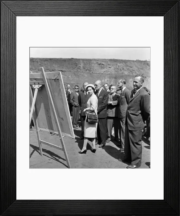Framed Print : Queen Elizabeth II and The Duke of Edinburgh during their visit to Canada Framed Print : Queen Elizabeth II and The Duke of Edinburgh during their visit to Canada