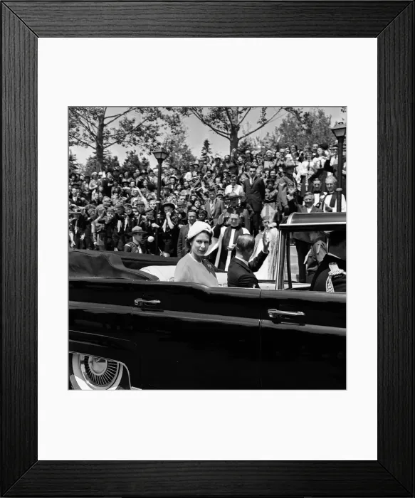 Framed Print : Queen Elizabeth II and The Duke of Edinburgh during her visit to Canada Framed Print : Queen Elizabeth II and The Duke of Edinburgh during her visit to Canada