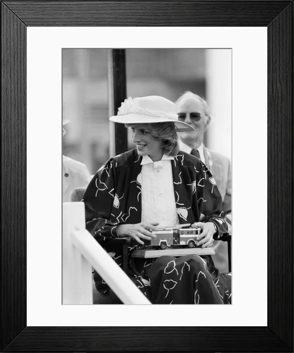 Framed Print : Diana, Princess of Wales visits Auckland, New Zealand. April 1983 Framed Print : Diana, Princess of Wales visits Auckland, New Zealand. April 1983