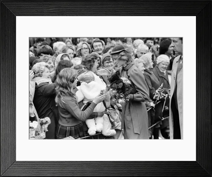 Framed Print : Diana, Princess of Wales visits New Zealand. April 1983 Framed Print : Diana, Princess of Wales visits New Zealand. April 1983