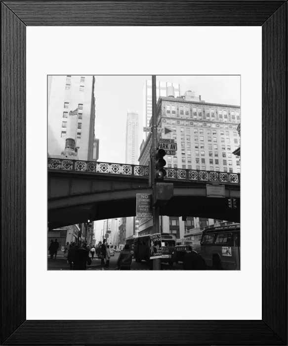 Framed Print : New York Scenes, Thursday 15th October 1964 Framed Print : New York Scenes, Thursday 15th October 1964