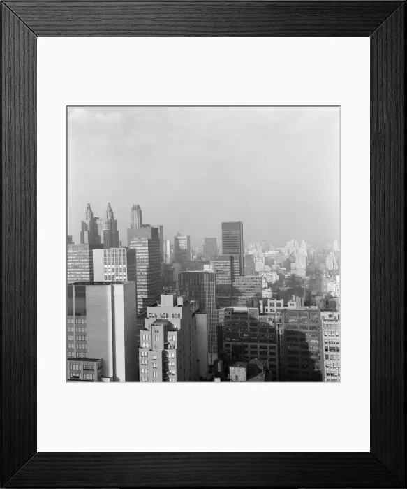 Framed Print : New York Scenes, Thursday 15th October 1964 Framed Print : New York Scenes, Thursday 15th October 1964