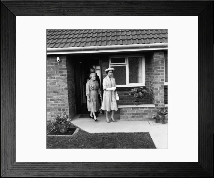 Framed Print : Princess Margaret visits Bishops Castle, Shropshire Framed Print : Princess Margaret visits Bishops Castle, Shropshire