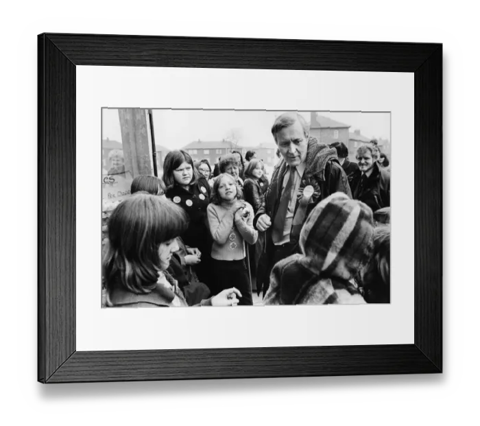 Framed Print : Tony Benn in North Shields making converts for the future Framed Print : Tony Benn in North Shields making converts for the future