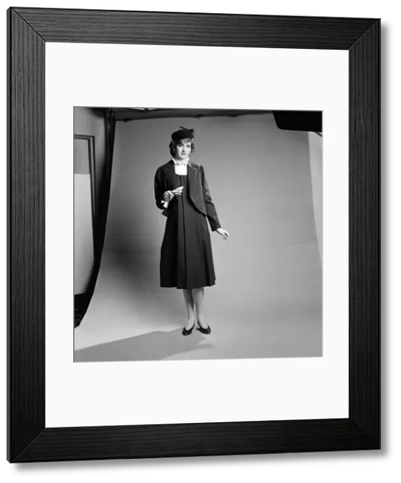 Framed Print : Maternity fashion inspired by Diana, Princess of Wales, modelled by Sharon Day Framed Print : Maternity fashion inspired by Diana, Princess of Wales, modelled by Sharon Day