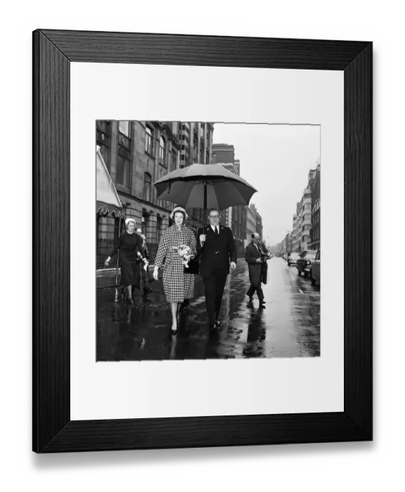 Framed Print : Princess Alexandra of Kent visits University College Hospital. 4th April 1962 Framed Print : Princess Alexandra of Kent visits University College Hospital. 4th April 1962