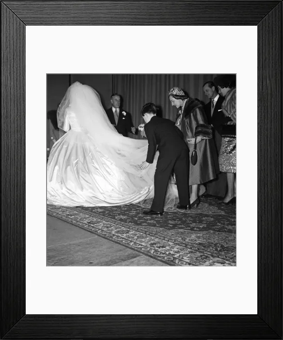 Framed Print : The wedding of Pamela Mountbatten and David Hicks at Romsey Abbey, Hampshire