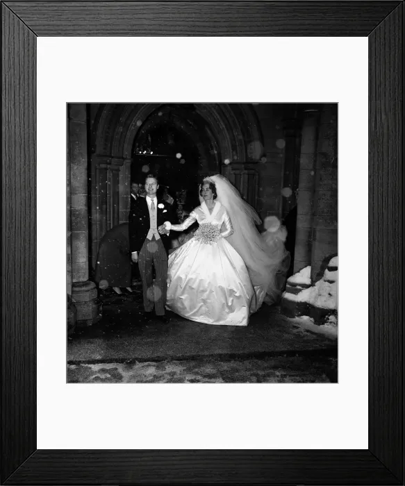 Framed Print : The wedding of Pamela Mountbatten and David Hicks at Romsey Abbey, Hampshire Framed Print : The wedding of Pamela Mountbatten and David Hicks at Romsey Abbey, Hampshire