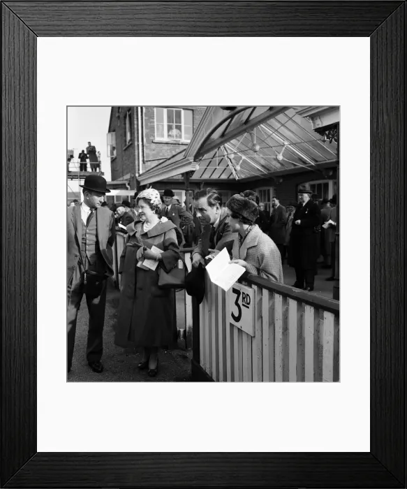 Framed Print : Princess Margaret and The Queen Mother at the Newbury Races. Newbury, Berkshire Framed Print : Princess Margaret and The Queen Mother at the Newbury Races. Newbury, Berkshire