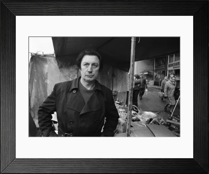 Framed Print : Hosier Street Market, Reading, Saturday 22nd March 1975 Framed Print : Hosier Street Market, Reading, Saturday 22nd March 1975