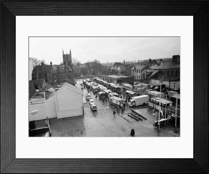 Framed Print : Hosier Street Market, Reading, Saturday 22nd March 1975 Framed Print : Hosier Street Market, Reading, Saturday 22nd March 1975