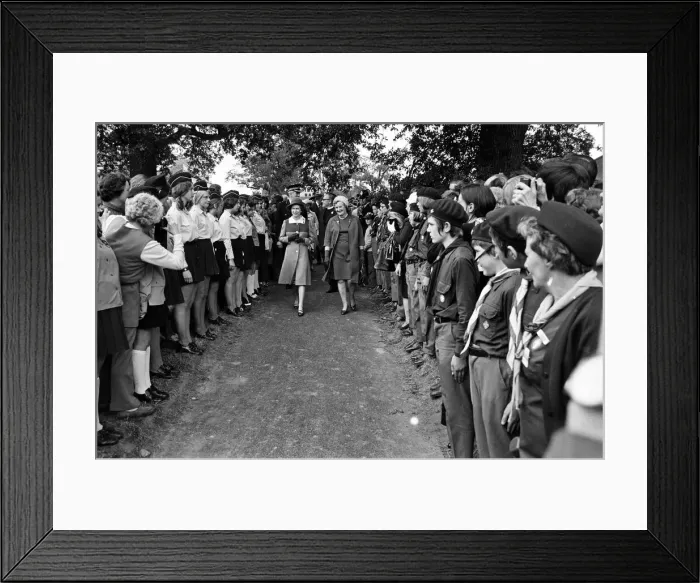 Framed Print : Queen Elizabeth II attends the Royal Show at Stoneleigh Park, Warwickshire. 5th July 1972 Framed Print : Queen Elizabeth II attends the Royal Show at Stoneleigh Park, Warwickshire. 5th July 1972