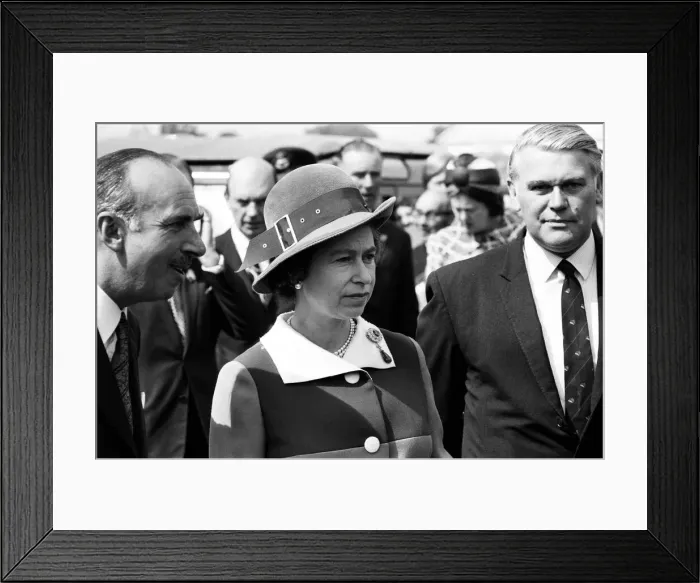 Framed Print : Queen Elizabeth II attends the Royal Show at Stoneleigh Park, Warwickshire. 5th July 1972 Framed Print : Queen Elizabeth II attends the Royal Show at Stoneleigh Park, Warwickshire. 5th July 1972