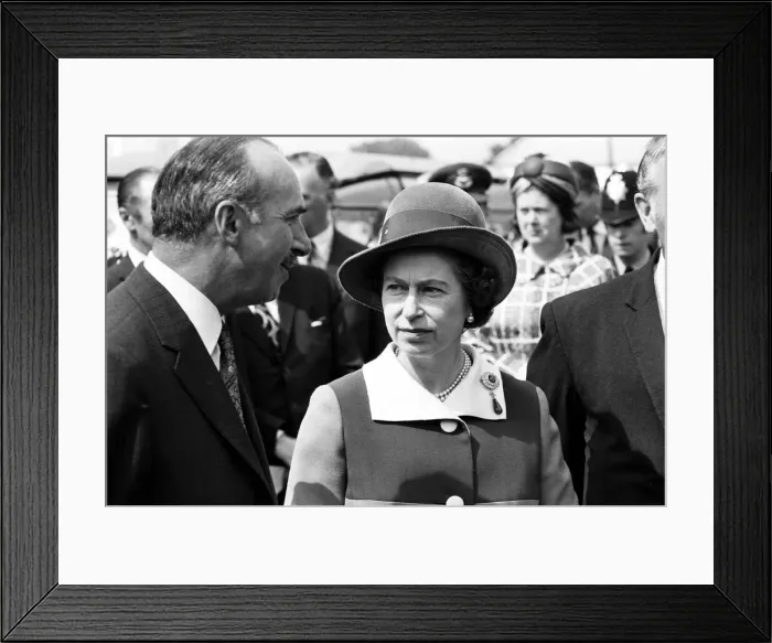 Framed Print : Queen Elizabeth II attends the Royal Show at Stoneleigh Park, Warwickshire. 5th July 1972 Framed Print : Queen Elizabeth II attends the Royal Show at Stoneleigh Park, Warwickshire. 5th July 1972
