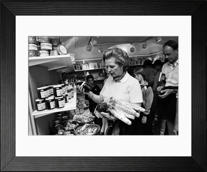 Framed Print : Prime Minister Margaret Thatcher on holiday at Bedruthan, Cornwall. 10th August 1981 Framed Print : Prime Minister Margaret Thatcher on holiday at Bedruthan, Cornwall. 10th August 1981