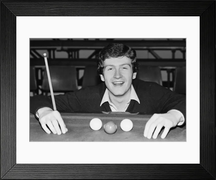 Framed Print : Snooker player Steve Davis practising for his next big match. 12h December 1980 Framed Print : Snooker player Steve Davis practising for his next big match. 12h December 1980