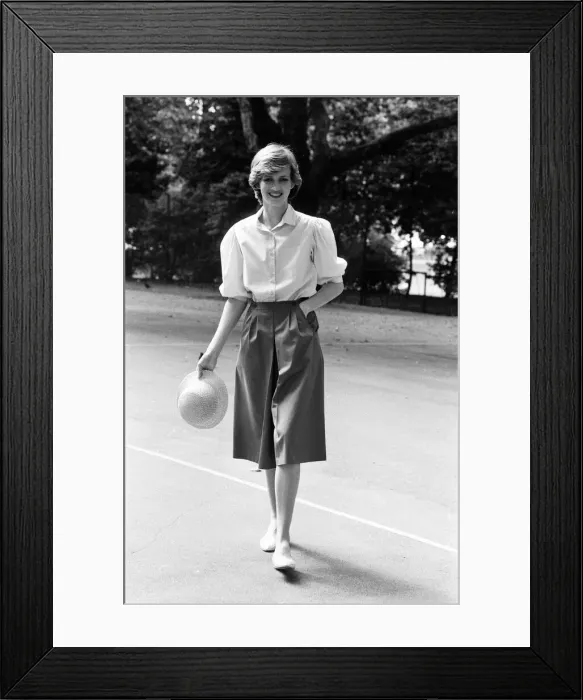 Framed Print : Lady Diana look-a-like Sharon Day models Bermuda shorts Framed Print : Lady Diana look-a-like Sharon Day models Bermuda shorts