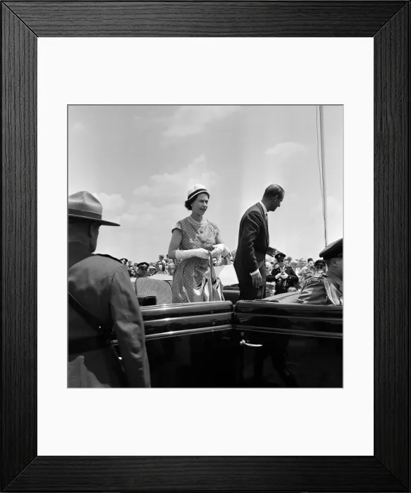 Framed Print : Queen Elizabeth II and Prince Philip, Duke of Edinburgh pictured during the Royal tour of Framed Print : Queen Elizabeth II and Prince Philip, Duke of Edinburgh pictured during the Royal tour of