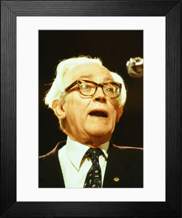 Framed Print : Leader of the Labour Party Michael Foot. September 1982 Framed Print : Leader of the Labour Party Michael Foot. September 1982