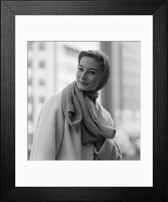 Framed Print : Tania Mallet, Model, 6th April 1961 Framed Print : Tania Mallet, Model, 6th April 1961
