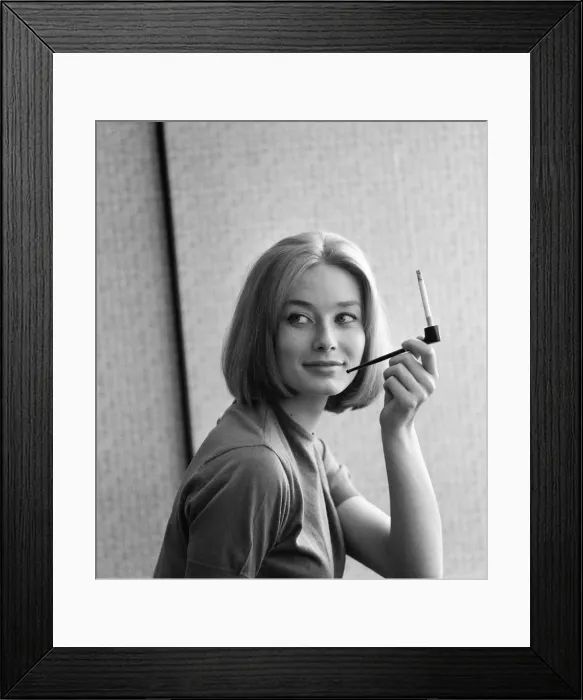 Framed Print : Tania Mallet, Model, 6th April 1961 Framed Print : Tania Mallet, Model, 6th April 1961