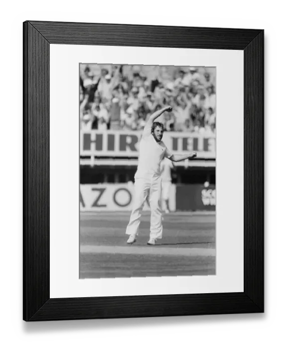 Framed Print : The Ashes. England v Australia 4th Test match at Edgbaston, Birmingham. England Framed Print : The Ashes. England v Australia 4th Test match at Edgbaston, Birmingham. England