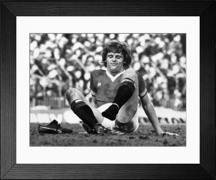 Framed Print : Manchester United 4-0 Bristol City, League Division One match at Old Trafford Framed Print : Manchester United 4-0 Bristol City, League Division One match at Old Trafford